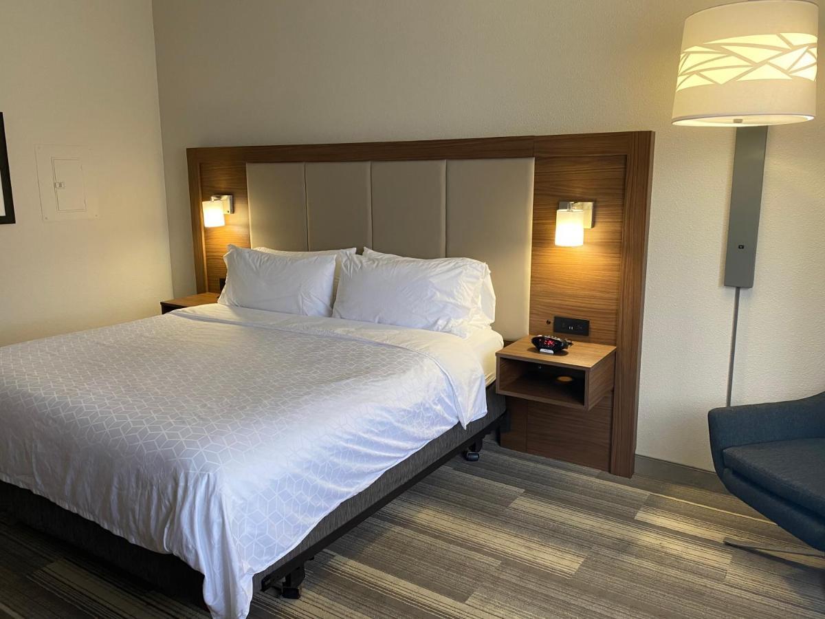 Holiday Inn Express & Suites Albuquerque Historic Old Town By Ihg Esterno foto