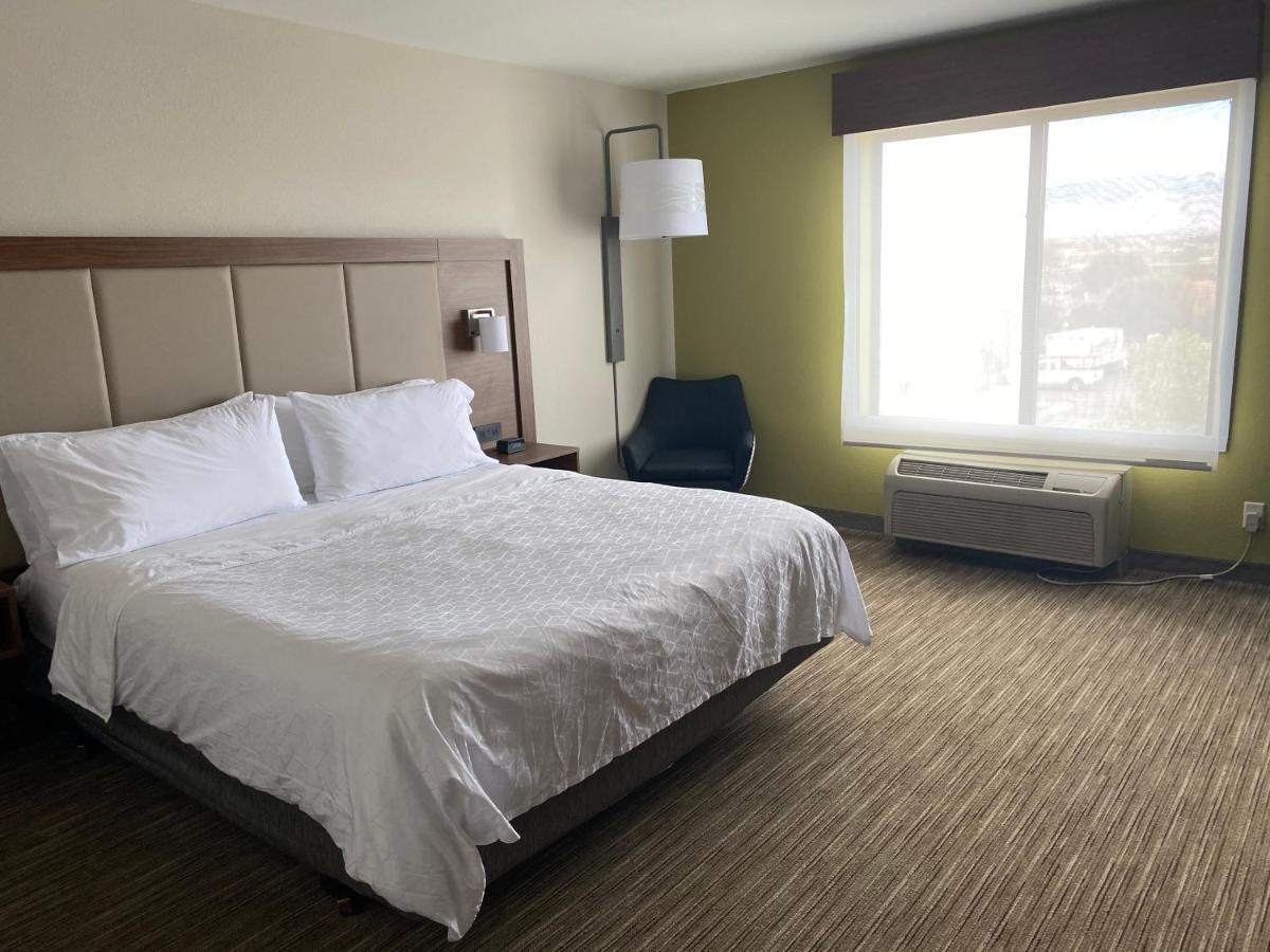 Holiday Inn Express & Suites Albuquerque Historic Old Town By Ihg Esterno foto