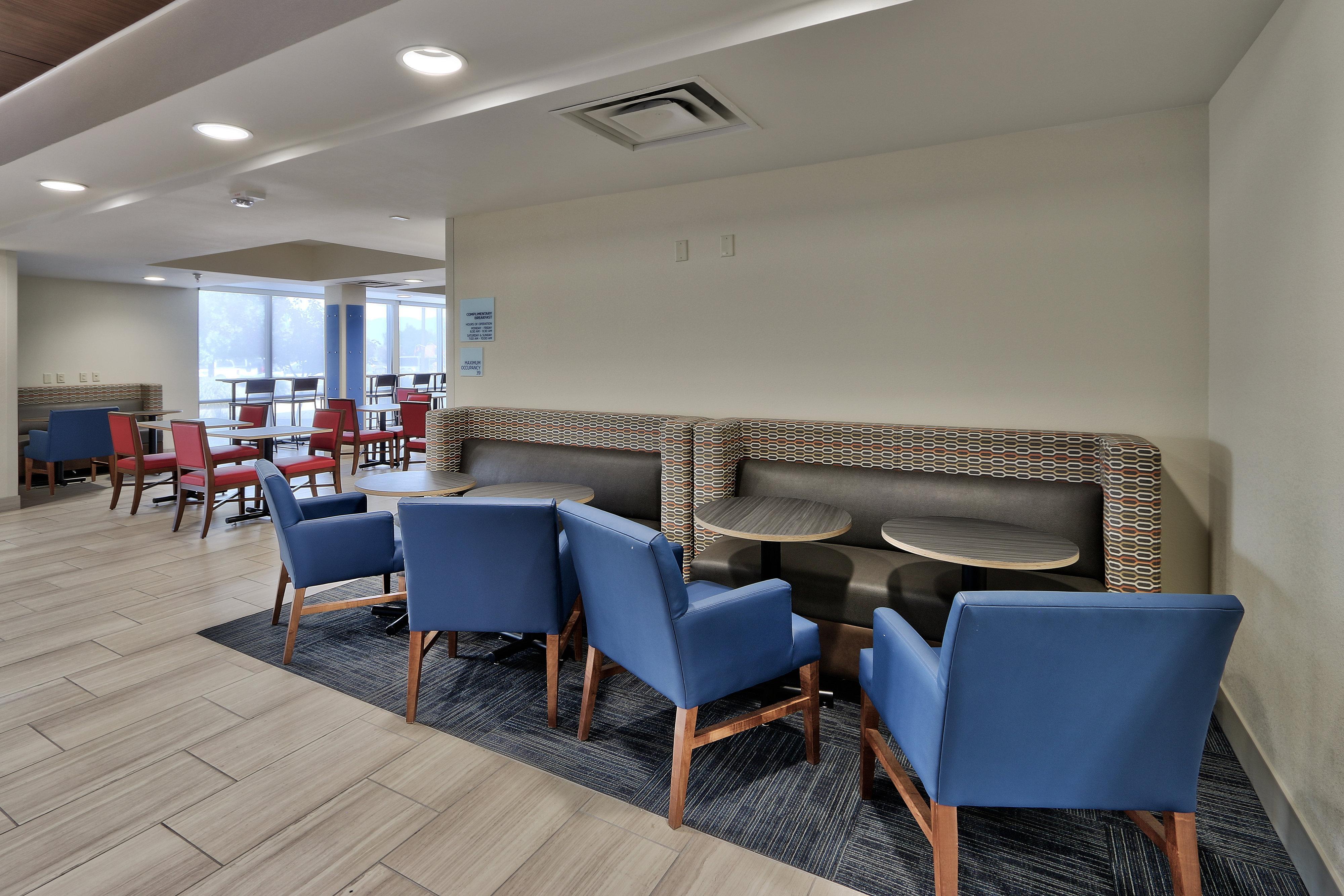 Holiday Inn Express & Suites Albuquerque Historic Old Town By Ihg Esterno foto