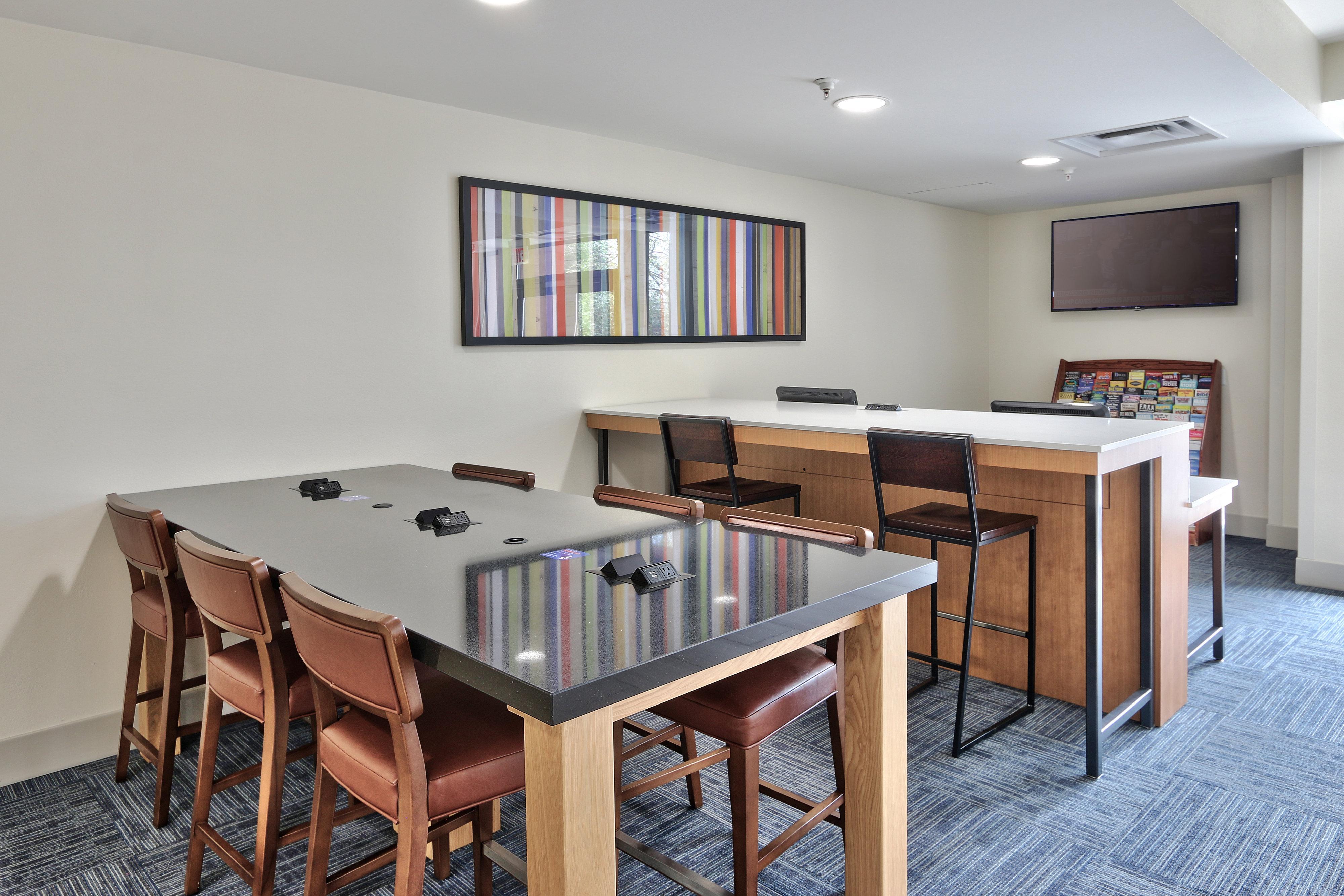Holiday Inn Express & Suites Albuquerque Historic Old Town By Ihg Esterno foto